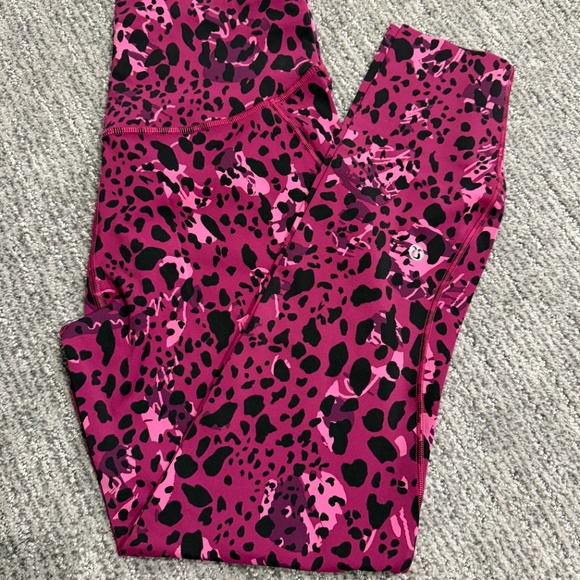 Lululemon Base Pace High-Rise Running Tight 25" Cheetah Camo Magenta Purple 6 - Picture 8 of 9